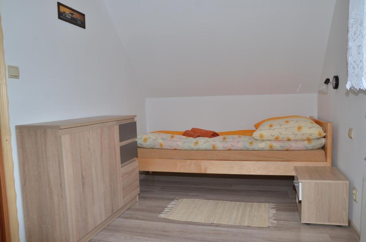 Agroturystyka Domek U Barbary Lesko Exterior photo
